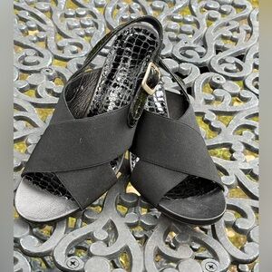 Right Bank Shoe Company slingback heeled sandals - size 8 ½ M